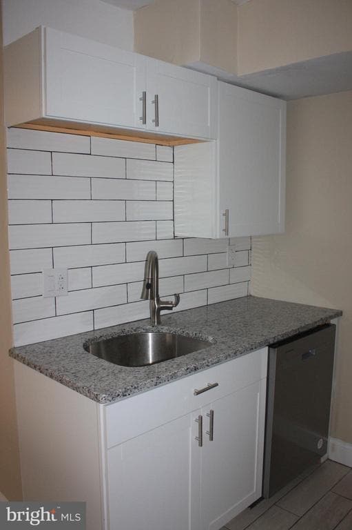 Building Photo - 115 E Kings Hwy