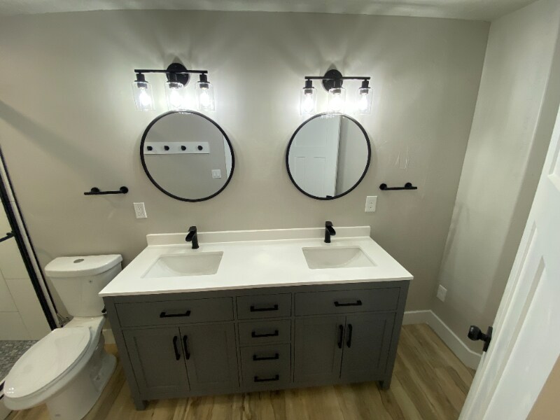 Building Photo - 2265 S Linda Wy