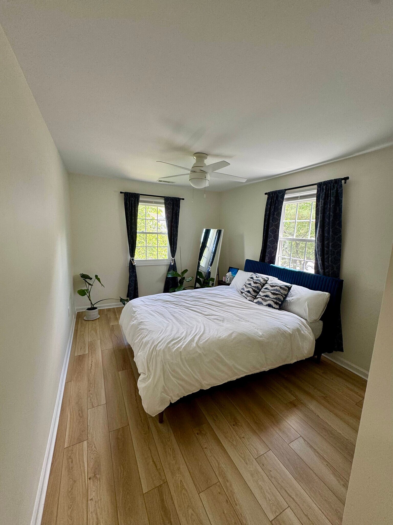 Building Photo - 602 Maplewood Ave