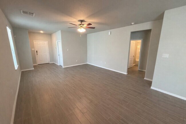 Building Photo - 20023 Tuft Canyon Ct