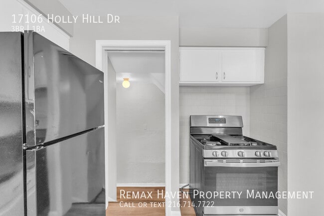 Building Photo - 17106 Holly Hill Dr