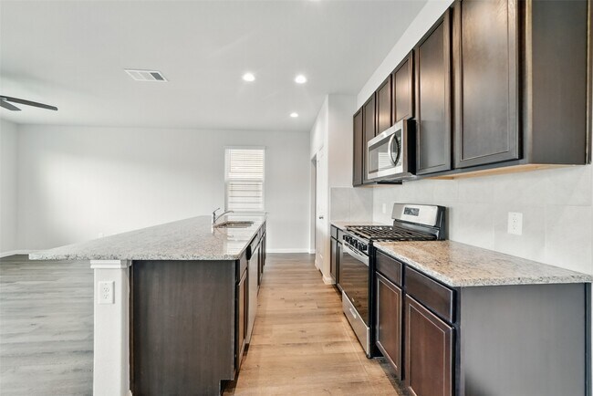 Building Photo - 24851 Goldoni Dr