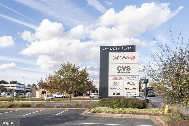 Building Photo - 16 S Van Dorn St