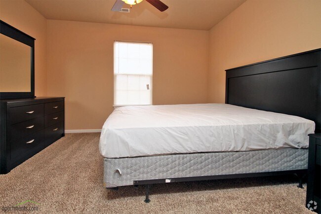 Bedroom - Hunters Ridge