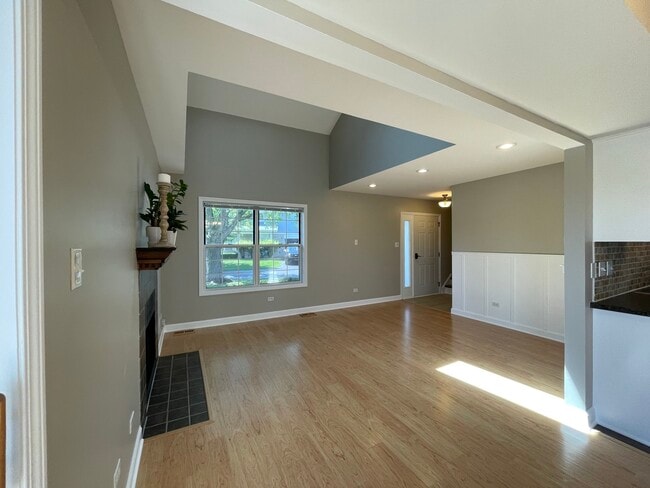 Building Photo - 16414 Brementowne Rd