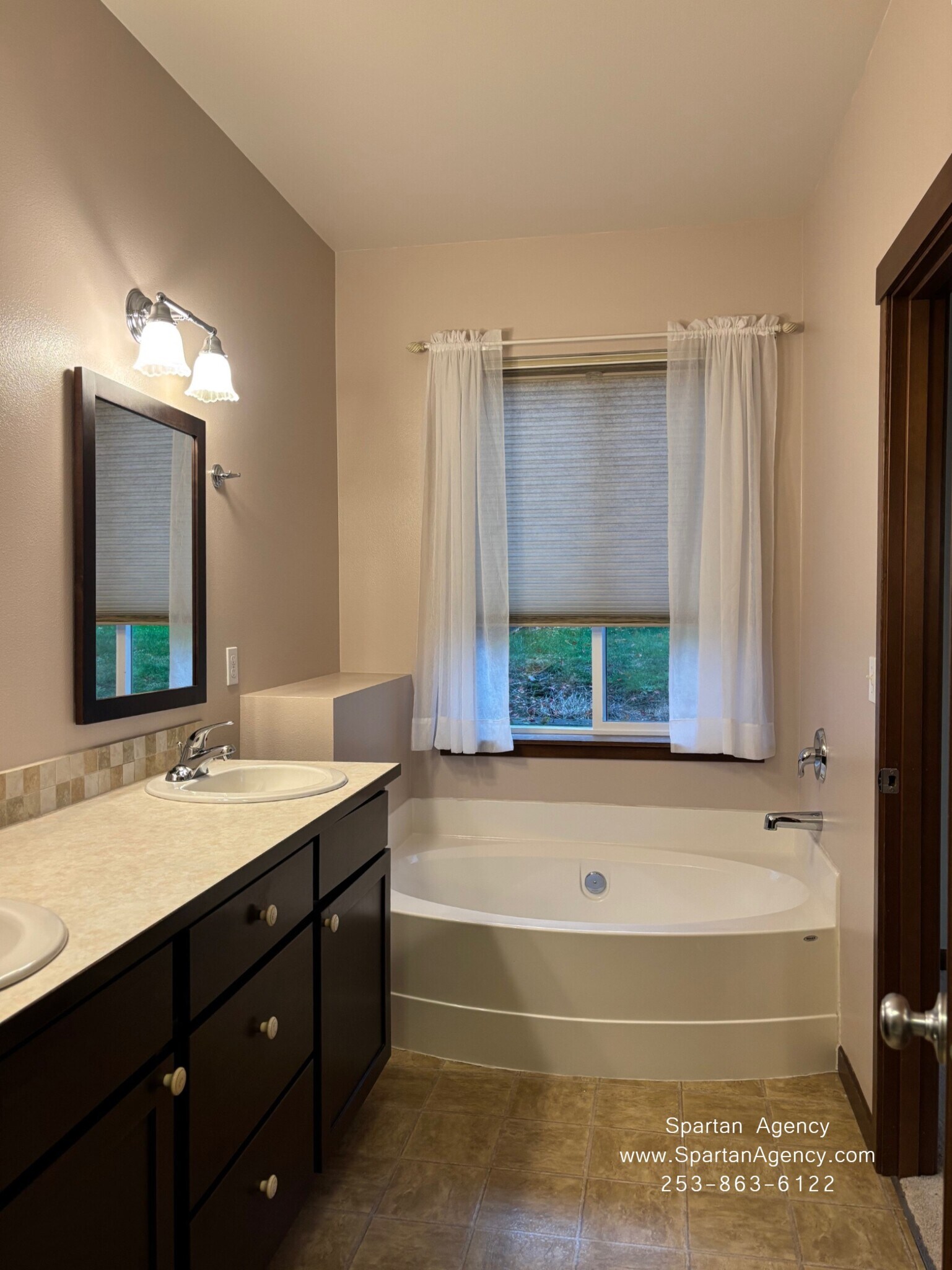 Building Photo - 10801 171st Ave E