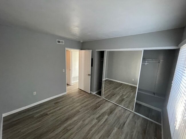 Building Photo - Located in the charming city of San Marcos This 2 bedroom 2 bathroom available on June