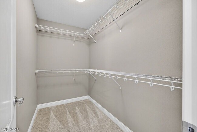 Building Photo - 9610 Twin Rivers Ct