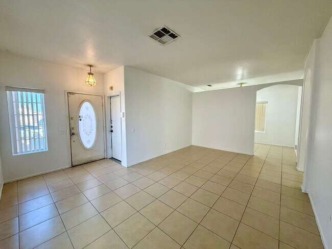 Building Photo - 7932 Seabourn Ct