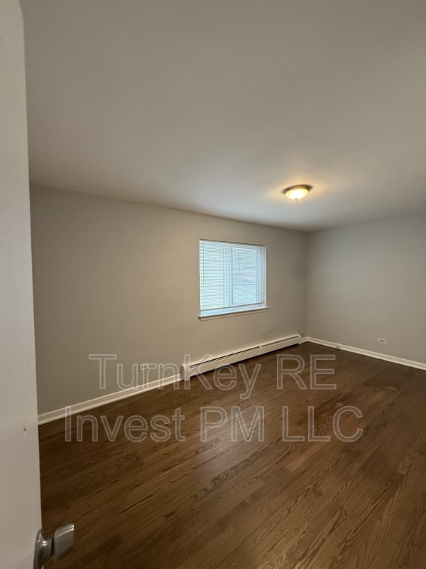 Building Photo - 2124 14th Ave