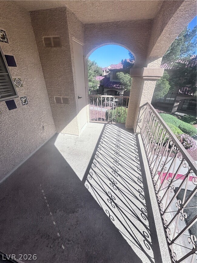 Building Photo - 5450 Cardinal Ridge Ct