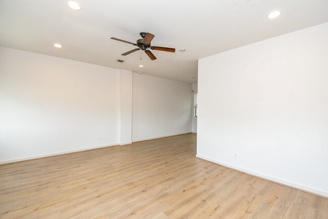 Building Photo - 4106 McKinney St