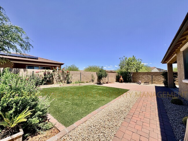 Building Photo - 6711 E Via Boca Grande