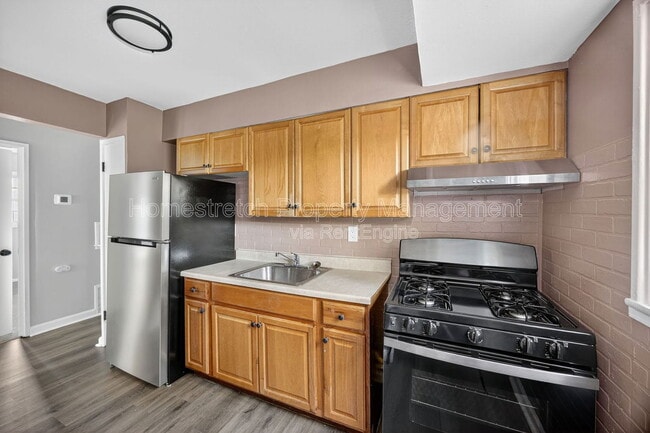 Building Photo - 408 Crawford Rd