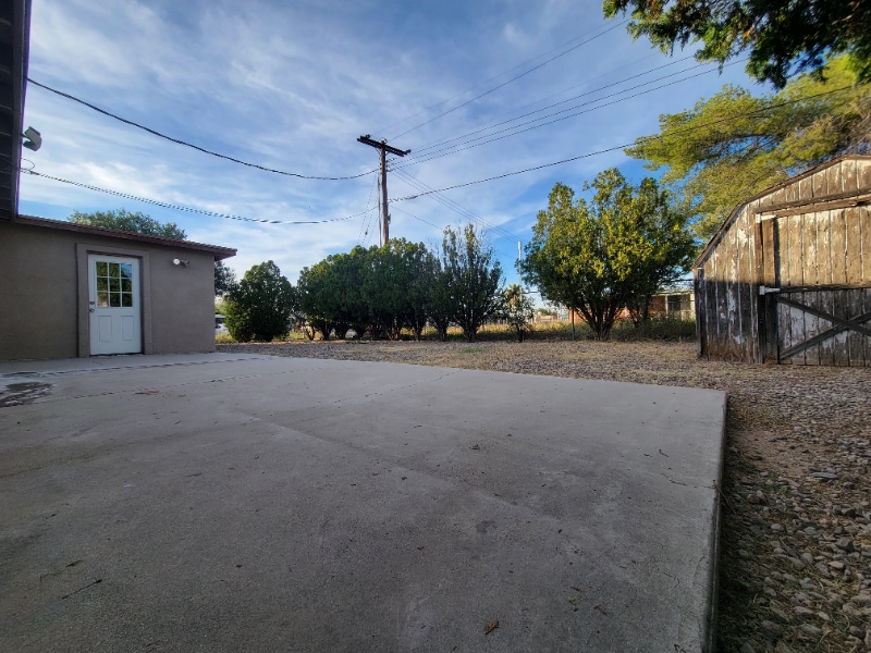 Building Photo - 3947 E Drexel Rd