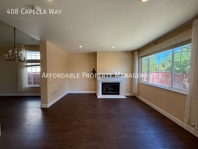 Building Photo - 408 Capella Way