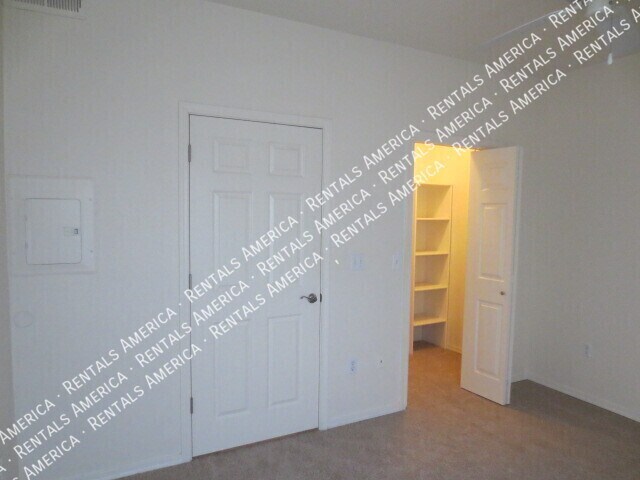 Building Photo - 17017 N 12th St