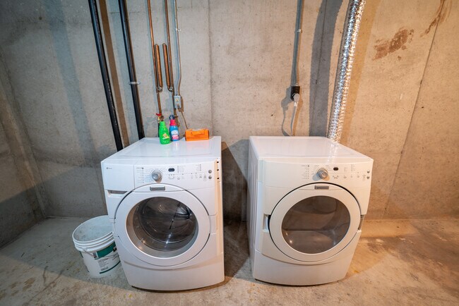 Building Photo - 1726 E Audrey Ln