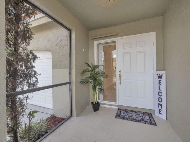 Building Photo - 1744 Shoreside Cir