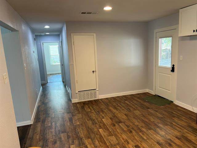 Building Photo - 603 N Denton Ave