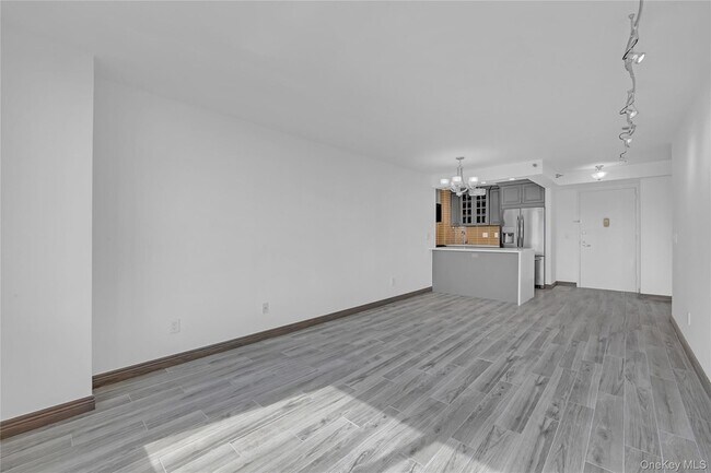 Building Photo - 4-74 48th Avenue Unit 25M