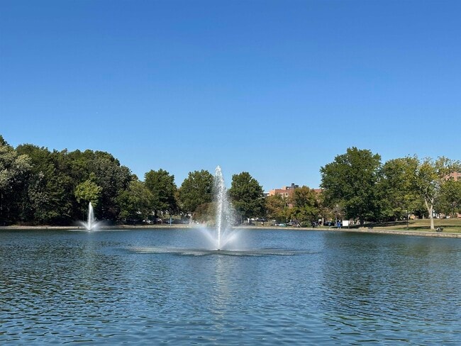 Building Photo - 8650 BLVD E