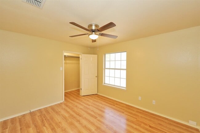 Building Photo - 8911 McPherson Rd