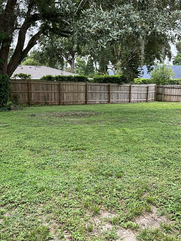 Building Photo - 4038 Doral