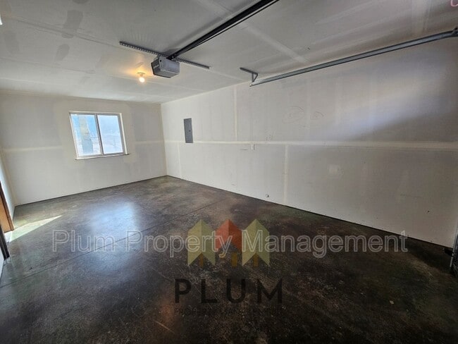 Building Photo - 131 Speedway Ave