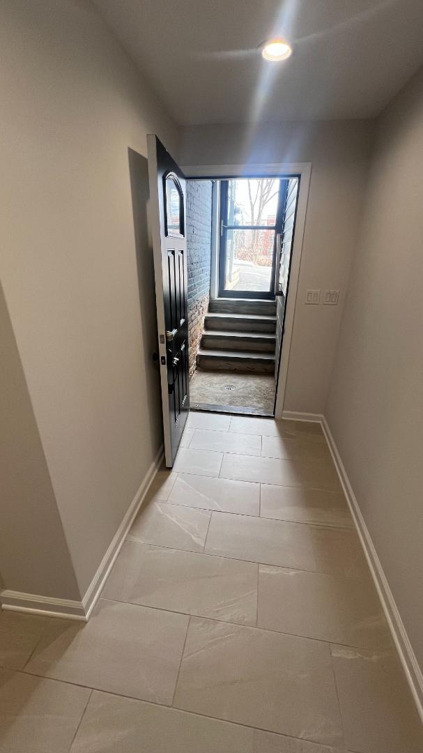 Building Photo - 16 Olyphant Pl