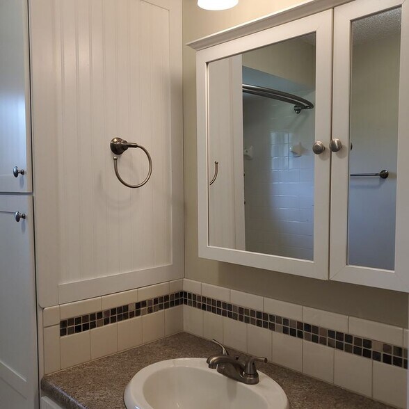 Building Photo - 6311 SW 106th Pl