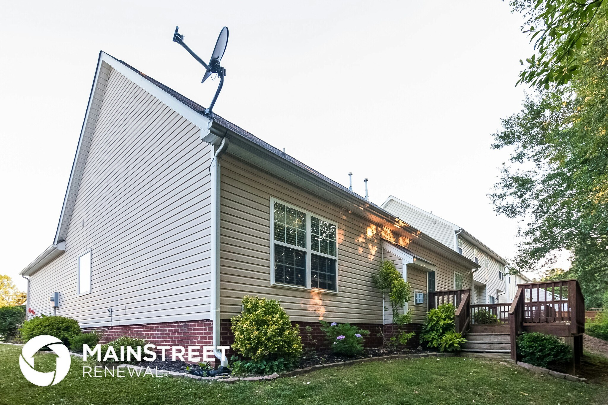 Building Photo - 2873 Island Point Dr NW