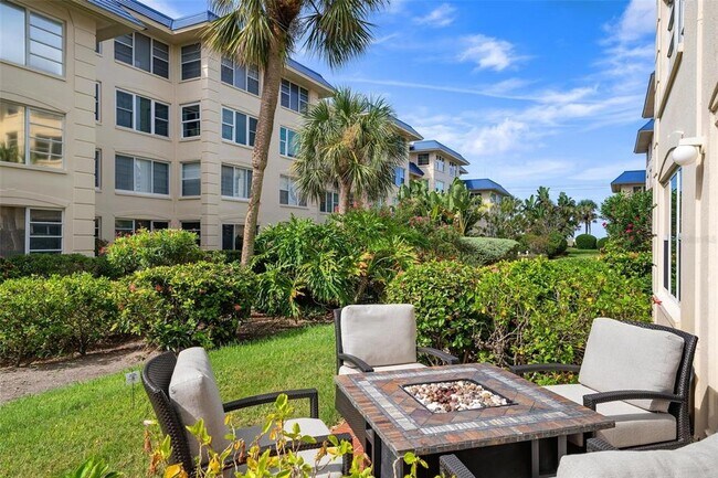 Building Photo - 3802 Gulf of Mexico Dr