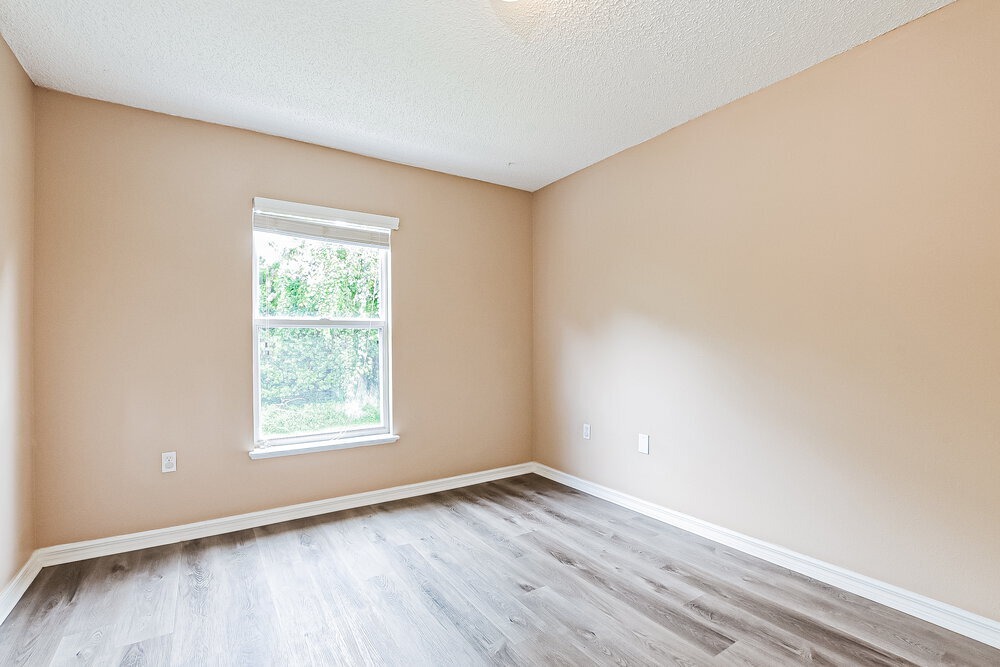 Building Photo - 239 Pleasant Gardens Dr