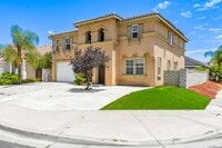 Building Photo - 3061 Clapper St