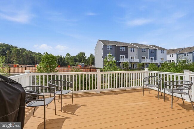 Building Photo - 10739 Hinton Wy