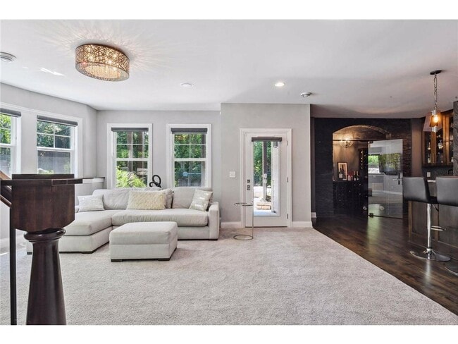 Building Photo - 2346 Linner Rd