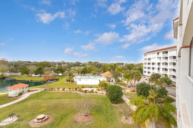 Building Photo - 800 Del Rio Way