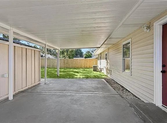 Building Photo - 215 Citrus Rd