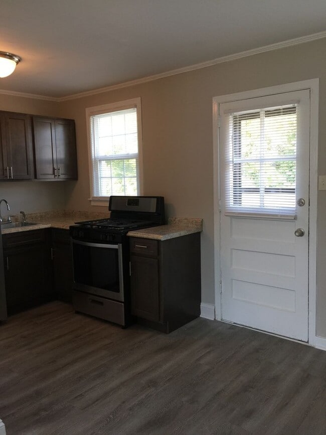 Interior Photo - Lone Oak Villas