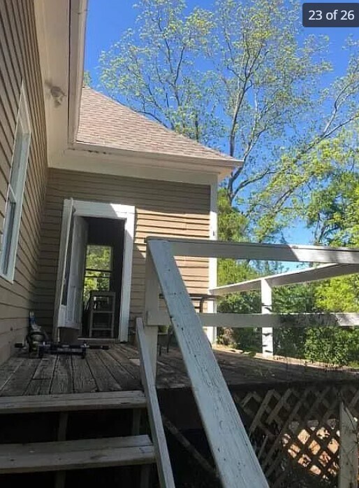 Building Photo - 860 N Chase St