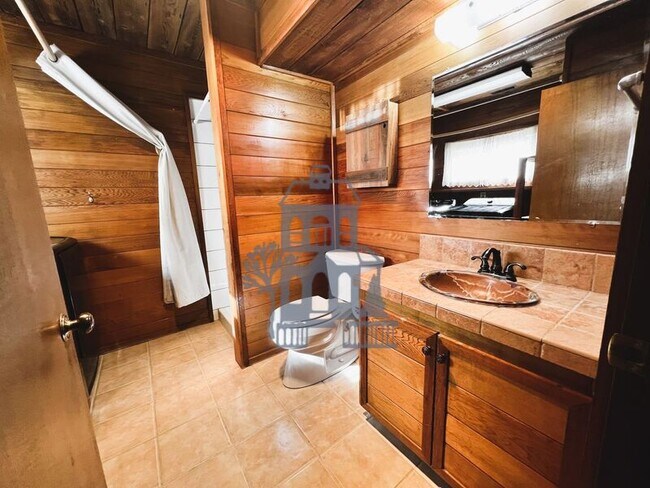 Building Photo - 5419 Alteza Dr