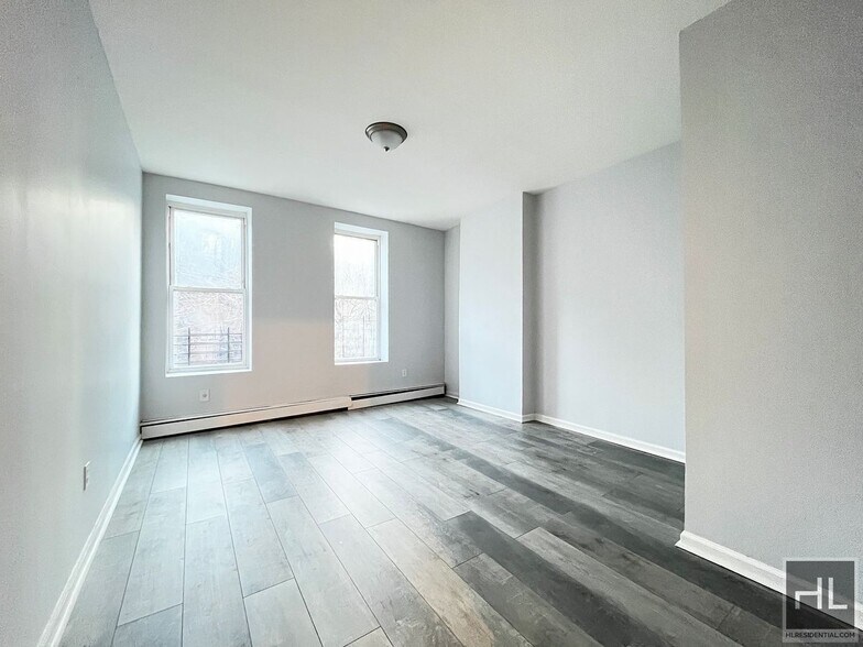 Building Photo - 1836 Park Pl