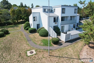 Building Photo - 2 Hamre Ln