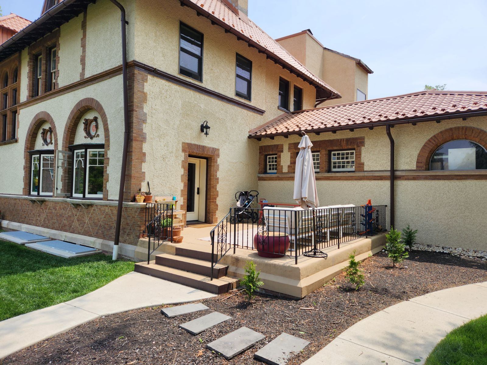 Private Patio for your Exclusive Use - 240 W Tulpehocken St