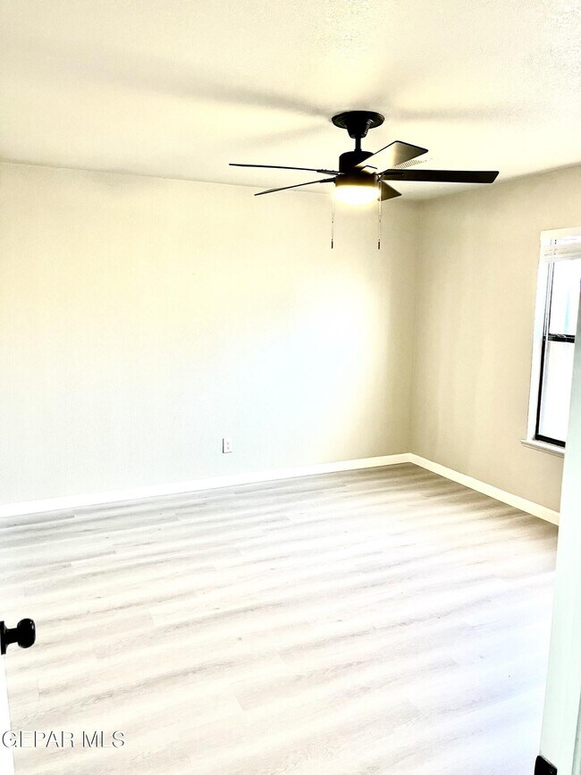 Building Photo - 11676 Andrienne Dr