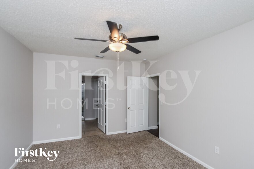 Building Photo - 4580 Pagosa Springs Cir