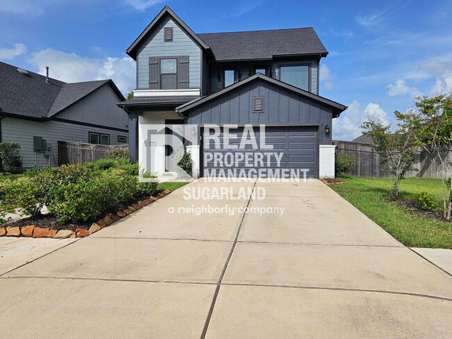 Building Photo - Move-In Ready Home in Sienna with Resort Amenities