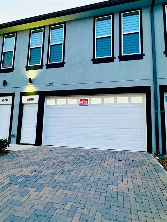 Building Photo - 1680 Houston St