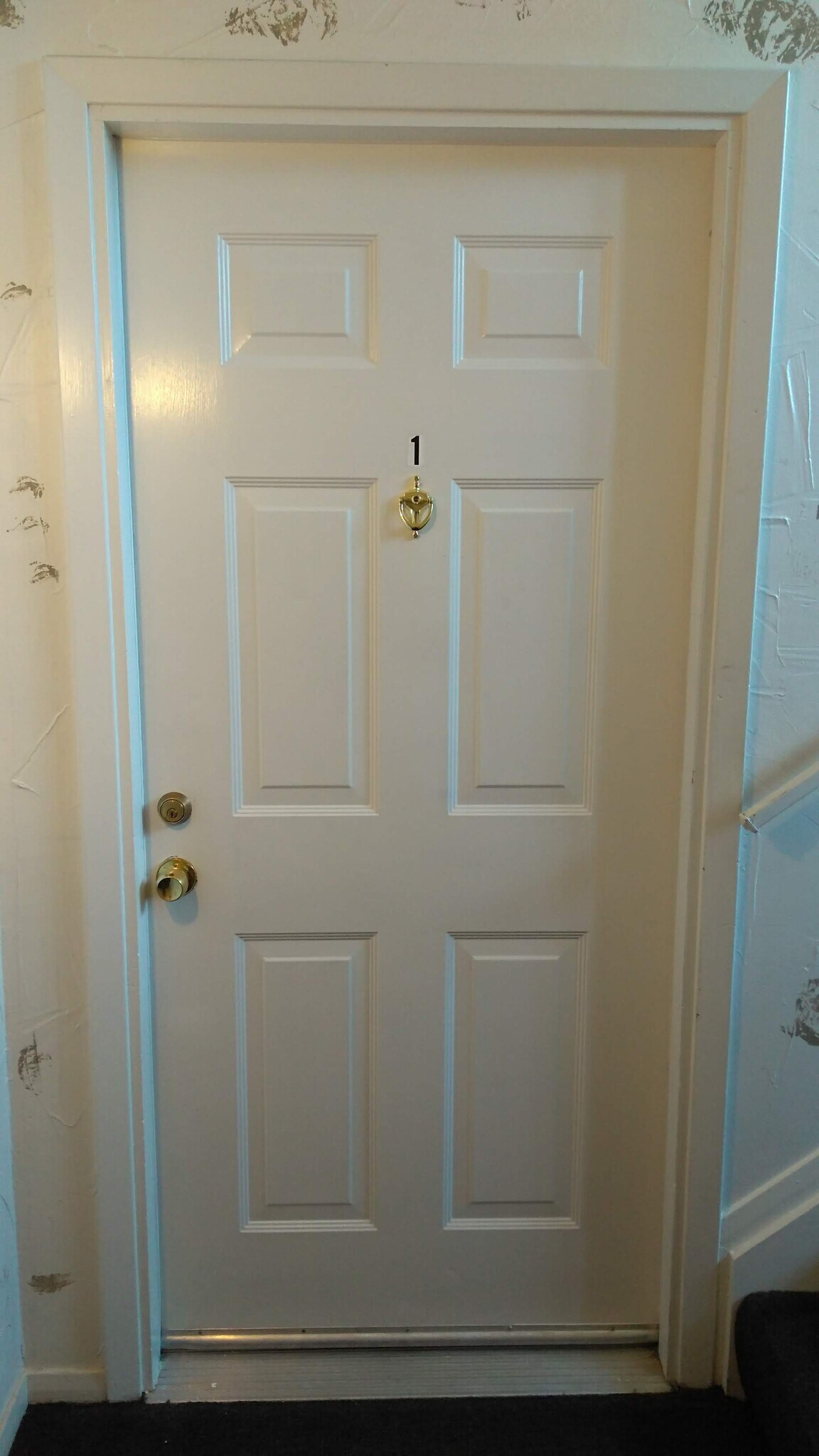 Door - 8045 Pippin Rd